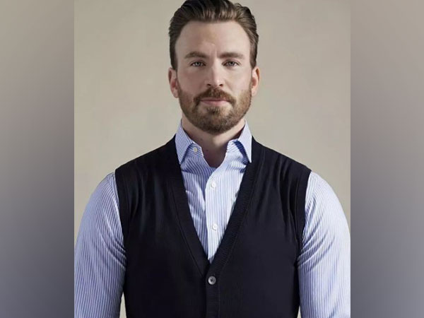 Chris Evans will star in Netflixs Pain Hustlers with Emily Blunt