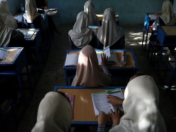 Afghans call for reopening of girls senior secondary schools