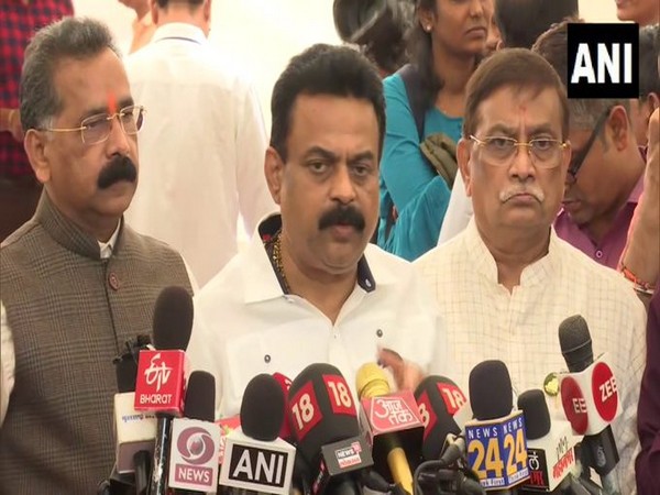 Maharashtra Legislative Assembly witnesses row over whip between two factions of Shiv Sena on Speakers election