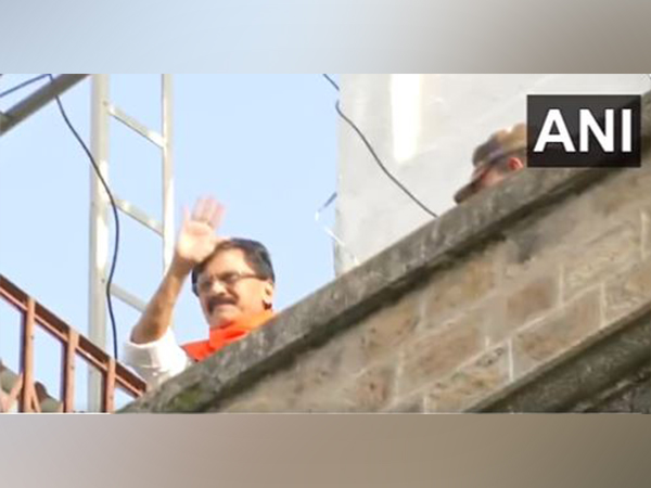 ED seizes Rs 11.50 lakh unaccounted money from Shiv Sena leader Sanjay Rauts residence