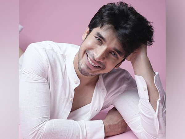 Paras Kalnawat to test his dancing skills in upcoming season of Jhalak Dikhhla Jaa