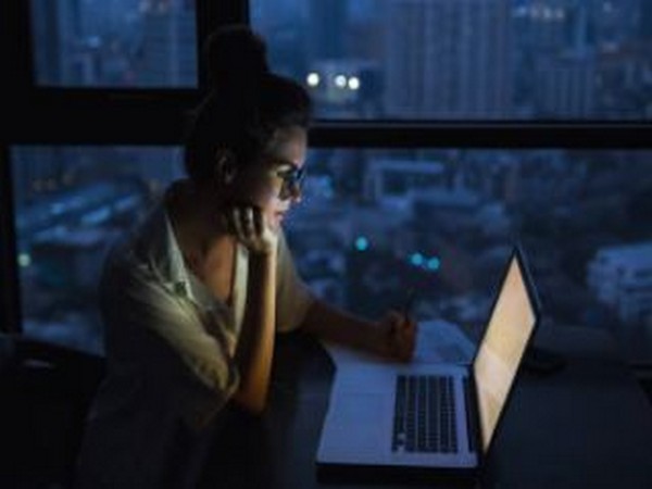 Study: Shift workers cant all adjust to night shift