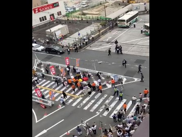 Japans former PM Shinzo Abe in cardiopulmonary arrest after being shot