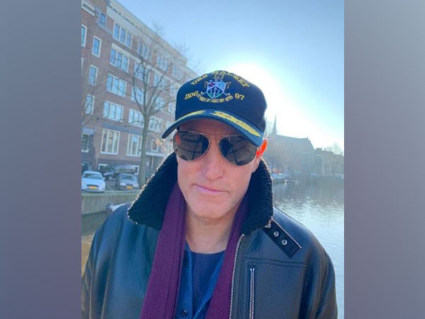 Woody Harrelson in talks to star in rock music comedy Sailing