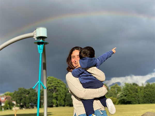 Kareena Kapoor enjoys London rainbow with her Jeh Baba