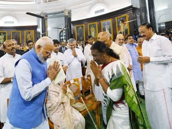 "Watershed moment for India": PM Modi on Droupadi Murmu assuming charge as Indias President "Watershed moment for India": PM Modi on Droupadi Murmu assuming charge as Indias President