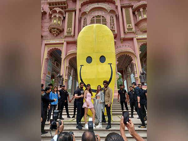 Ek Villain Returns cast unveils 20 feet tall Villain mask in Jaipur