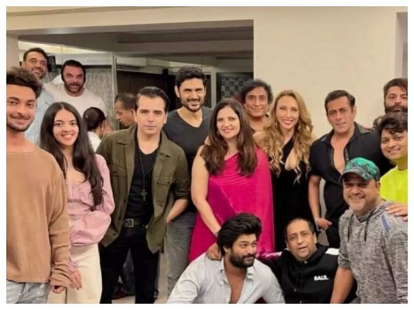 Salman Khan celebrates rumoured girlfriend Iulia Vanturs 42nd Birthday