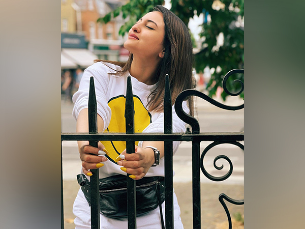 Sonakshi Sinha to start shooting for Nikita Roy in London