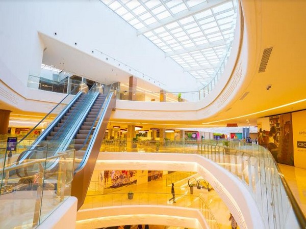 Six persons who offered namaz at Lucknows Lulu mall get bail