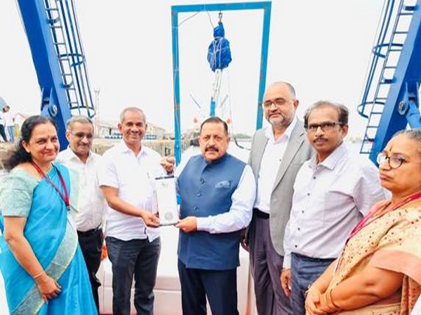 Union Minister Jitendra Singh launches Indias first saline water LED lamps