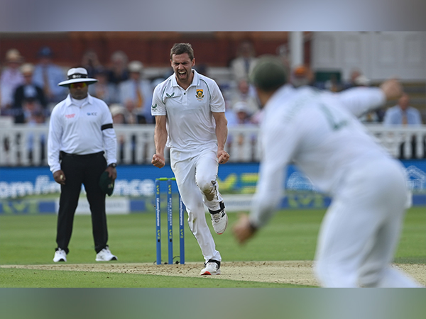 "I have good coaching staff, think tank behind me": South Africa skipper Dean Elgar after win over England