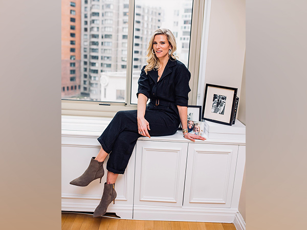 Lindsay Shookus exits SNL after 20 years