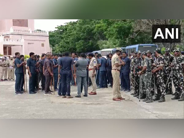 Police deployed in force for Munawar Faruquis show in Hyderabad