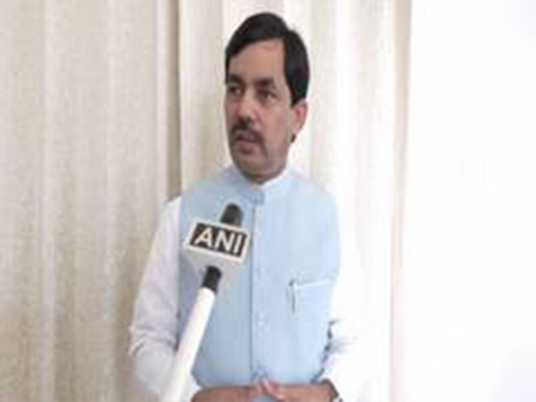 SC stays proceedings before courts on FIR filed against BJPs Shahnawaz Hussain in 2018 rape case