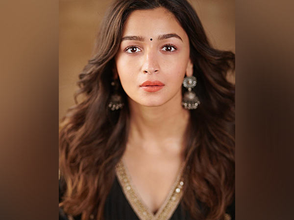 Netizens troll Alia Bhatt again; heres why