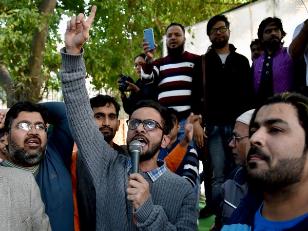 PFI was behind Shaheen Bagh protest: Delhi Police while opposing Umar Khalids bail plea