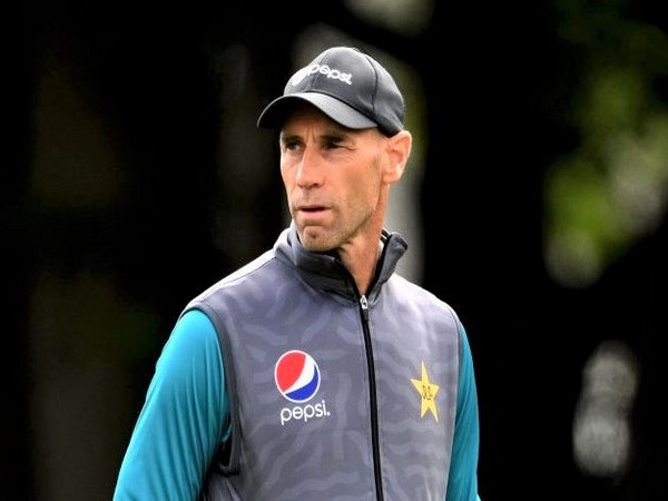 Pakistan womens team coach David Hemp not seeking extension for two-year deal, set to leave after Oct