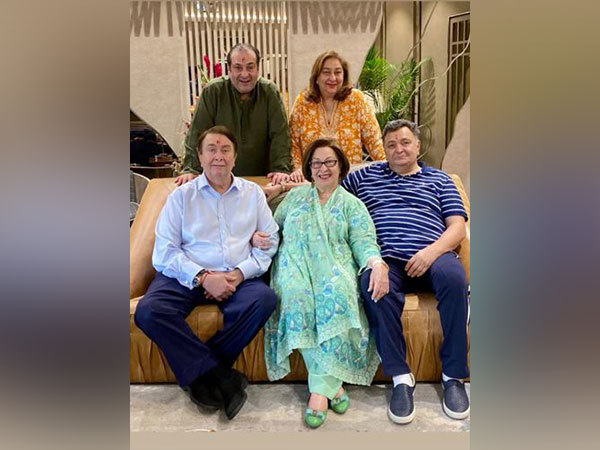 Neetu Kapoor along with daughter Riddhima remembers Rajiv Kapoor on actors birth anniversary Neetu Kapoor along with daughter Riddhima remembers Rajiv Kapoor on actors birth anniversary