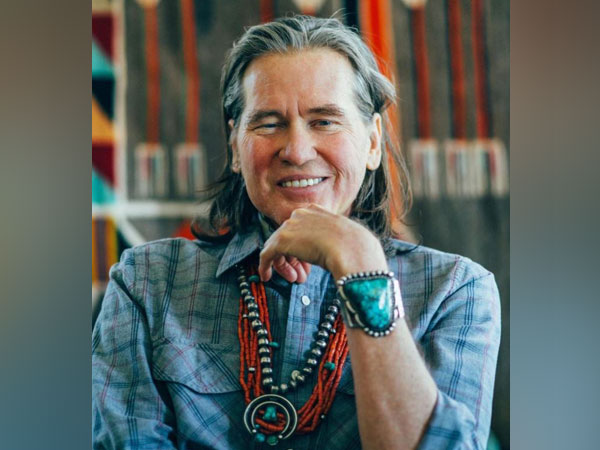 Val Kilmer reveals he would play Batman again