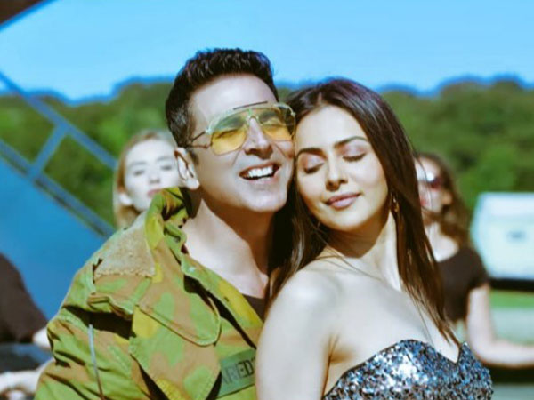 Rakul Preet Singh opens up about working with Akshay Kumar in Cuttputlli