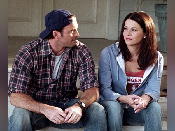 Gilmore Girls star Scott Patterson recalls objectifying butt scene says That was disturbing
