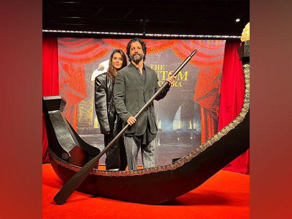 Farhan Akhtar pens note for life partner Shibani on her birthday