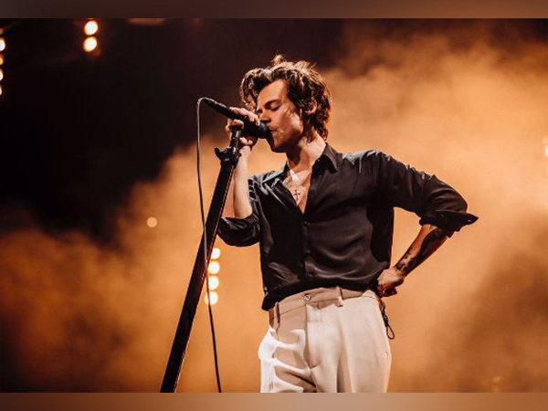 Harry Styles skips 2022 VMAs despite several nominations, heres why