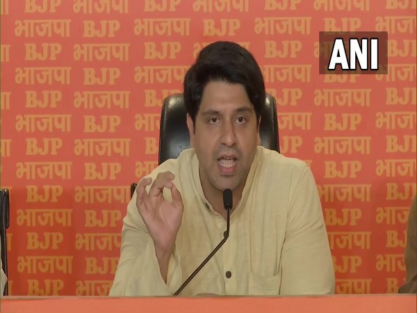 BJP calls Delhi excise policy Reverse Robin Hood