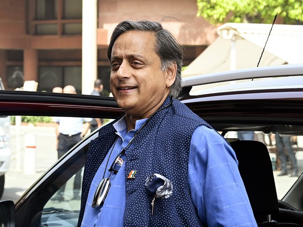 People free to speculate: Shashi Tharoor on contesting Cong president polls