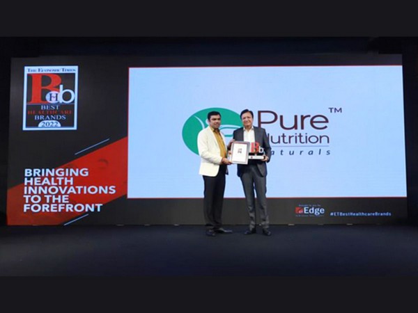 Pure Nutrition bags "The Economic Times Best Healthcare Brand Award 2022"