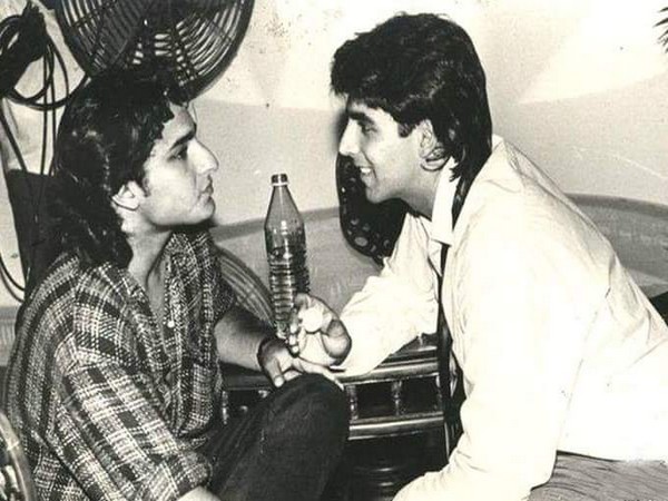 Nostalgic Tuesday: Akshay recalls grooving with birthday boy Saif on Main Khiladi Tu Anari