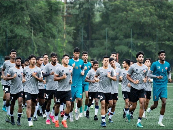 No added pressure of "defending champions" tag, says FC Goa head coach ahead of Durand Cup
