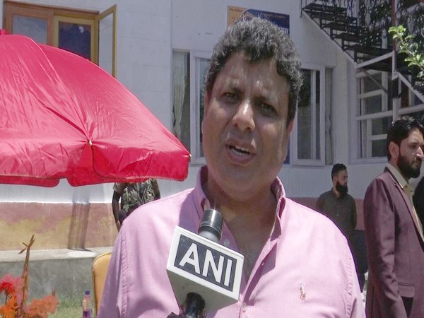 J-K: Manasbal Lake gets homestay services for tourists