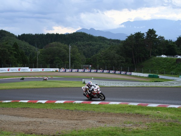 Honda Racing Indias Rajiv Sethu makes Top 5 finish in Asia Road Racing Championship