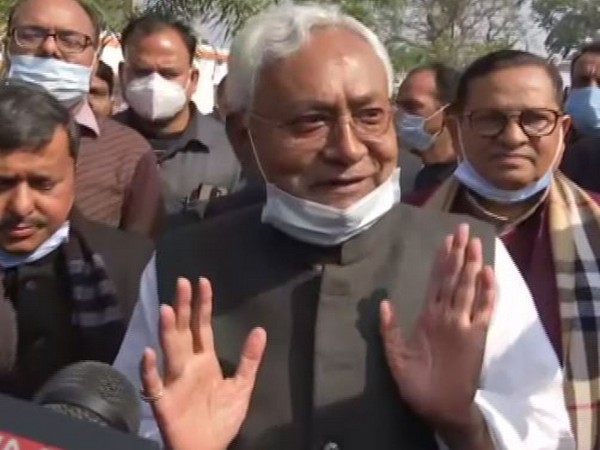 Nitish Kumars oath as Bihar CM tomorrow, a look at his political career
