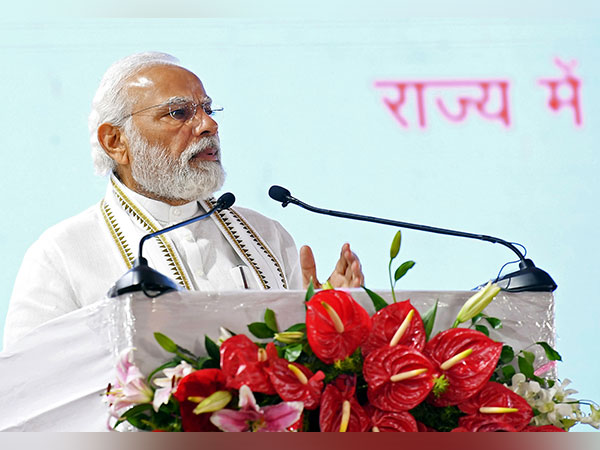 Azadi ka Amrit Mahotsav is Sanskar Utsav for the youth: PM Modi