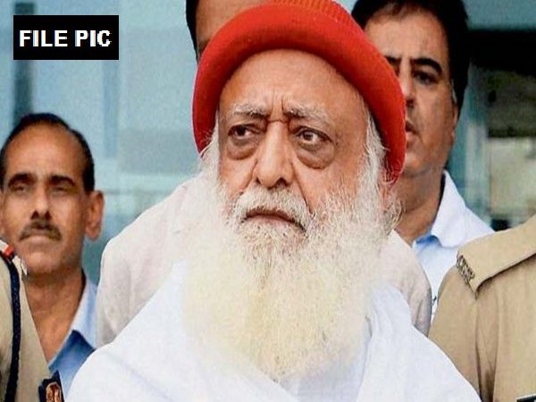 SC notice to Gujarat government on Asaram Bapus bail plea