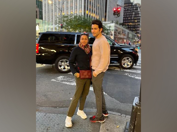 Looking too hot: Namrata Shirodkar showers praise on husband Mahesh Babu