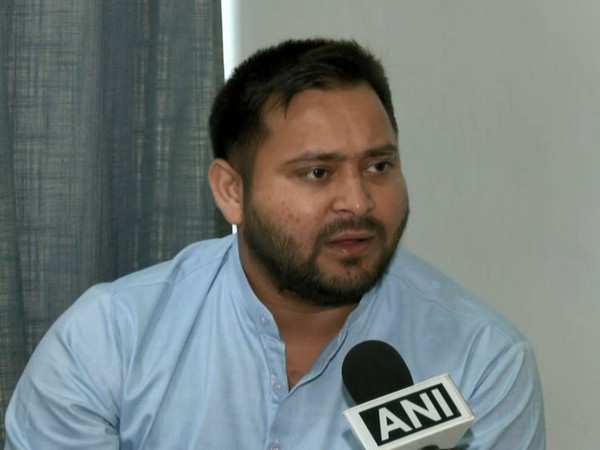 Tejashwi Yadav criticizes BJP for speaking jumla jhoot to public