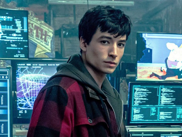 The Flash actor Ezra Miller seeks treatment for "mental health issues" amid felony burglary charge